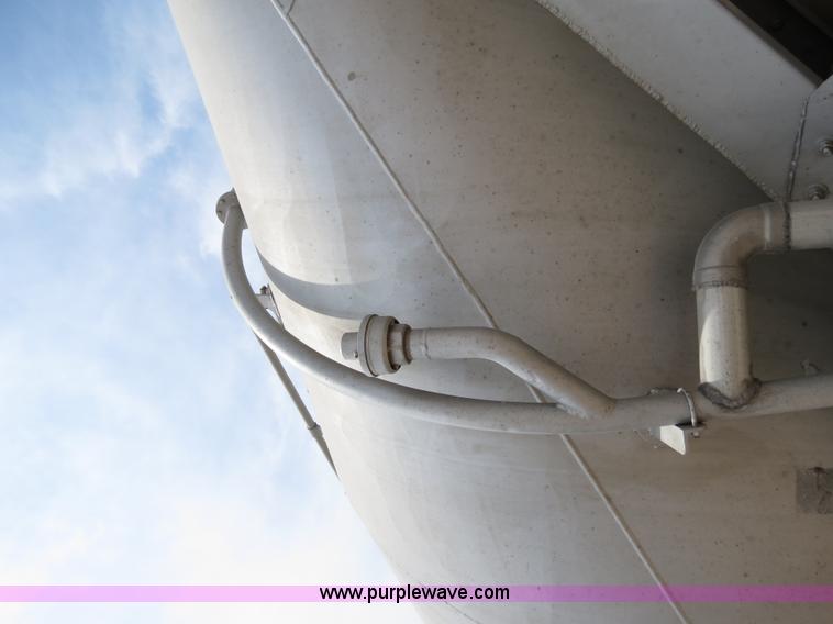 image for item B2352 1974 Fruehauf aluminum pneumatic dry bulk trailer