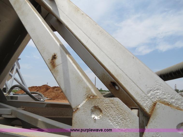 image for item B2352 1974 Fruehauf aluminum pneumatic dry bulk trailer