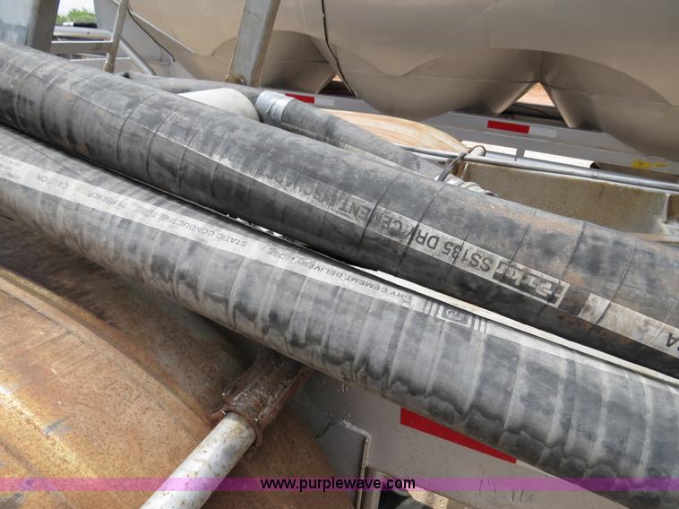 image for item B2352 1974 Fruehauf aluminum pneumatic dry bulk trailer