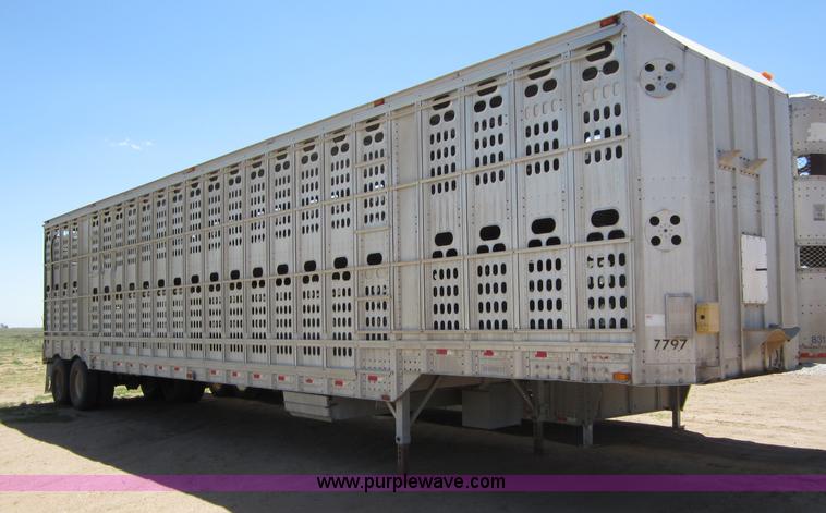 image for item B3213 1995 Barrett 50' livestock trailer
