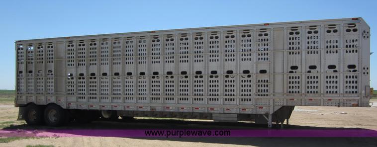 image for item B3213 1995 Barrett 50' livestock trailer
