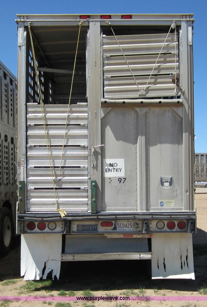 image for item B3213 1995 Barrett 50' livestock trailer