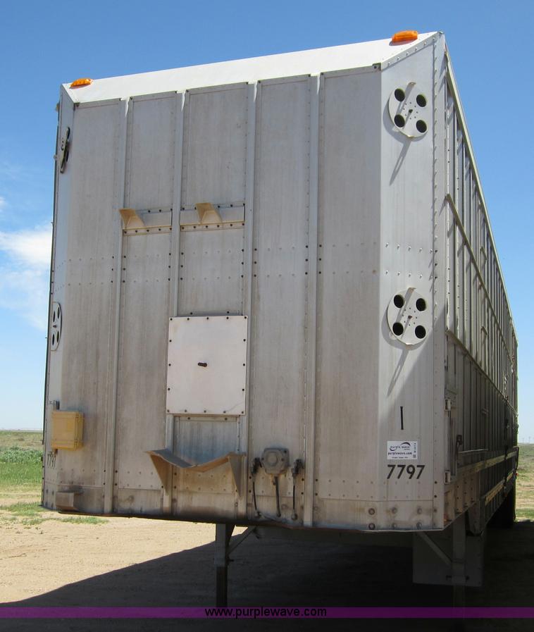 image for item B3213 1995 Barrett 50' livestock trailer