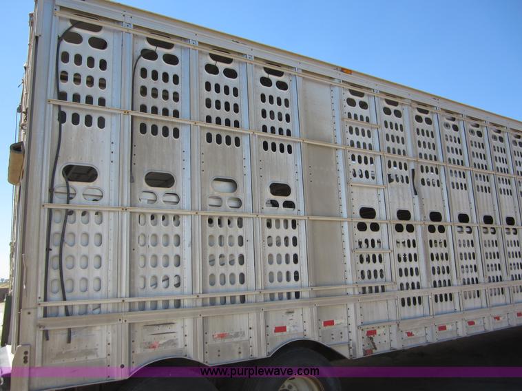 image for item B3213 1995 Barrett 50' livestock trailer