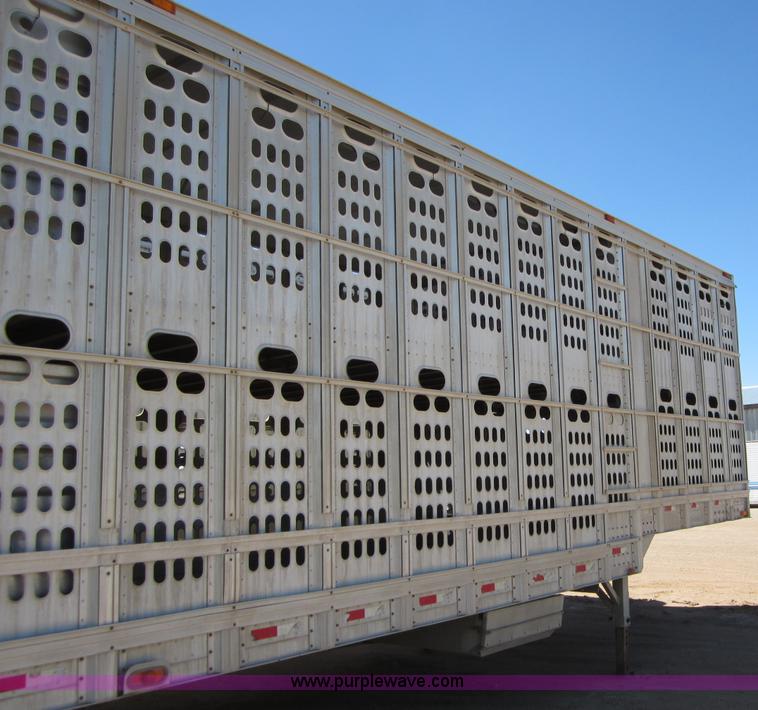 image for item B3213 1995 Barrett 50' livestock trailer