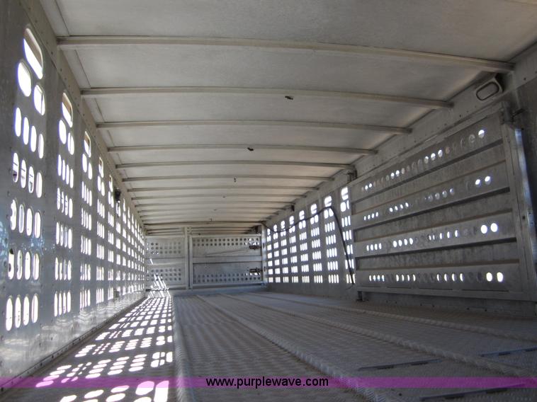 image for item B3213 1995 Barrett 50' livestock trailer