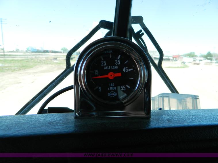 image for item B3654 1994 Kenworth T600 semi truck