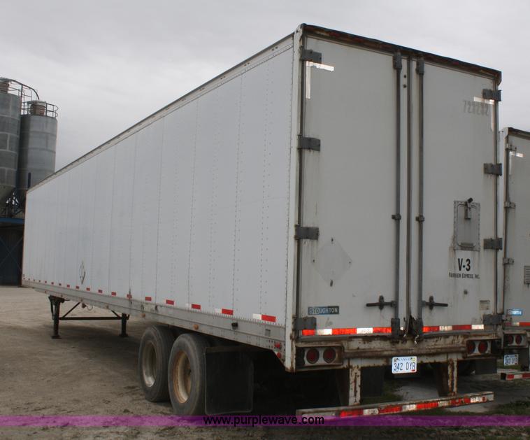 image for item B6533 2000 Stoughton 53' dry van trailer
