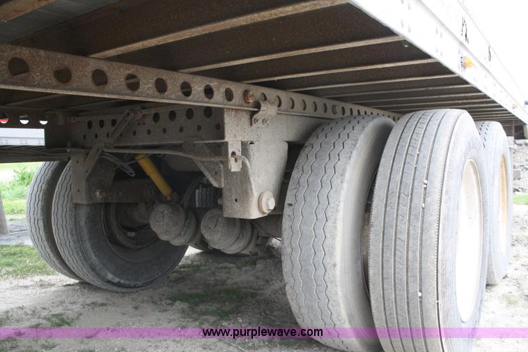 image for item B6533 2000 Stoughton 53' dry van trailer