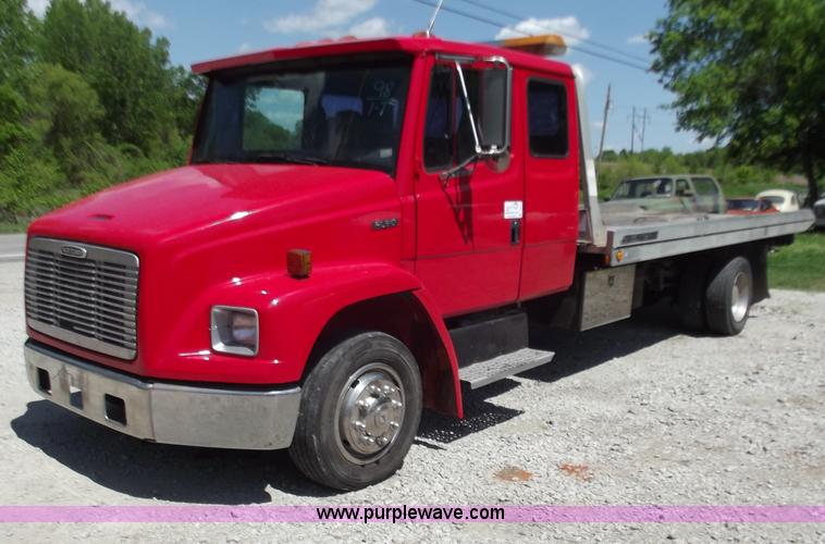 image for item C2014 1998 Freightliner FL60 business class roll back extended cab truck
