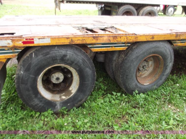 image for item C2102 1979 Transcraft 44' flatbed trailer