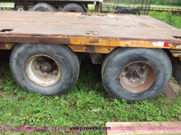 image for item C2102 1979 Transcraft 44' flatbed trailer