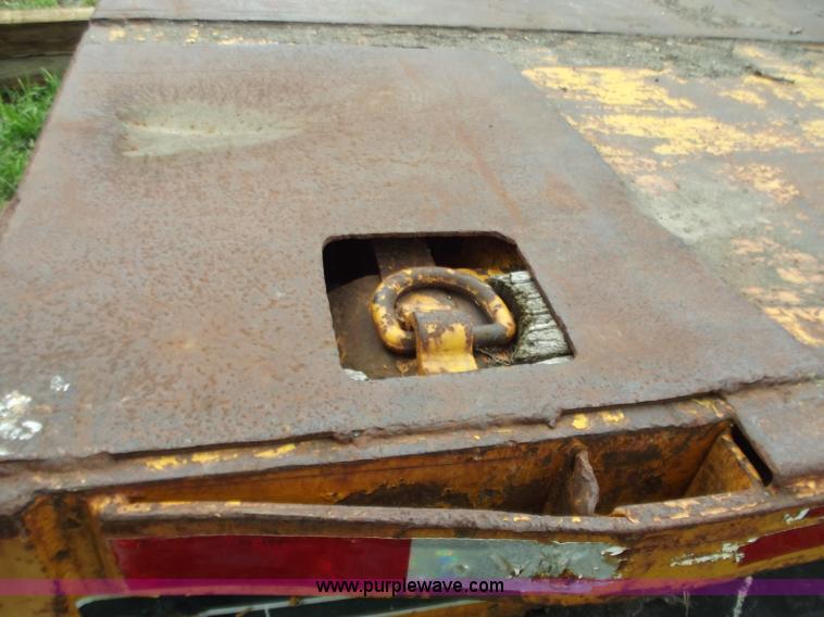 image for item C2102 1979 Transcraft 44' flatbed trailer