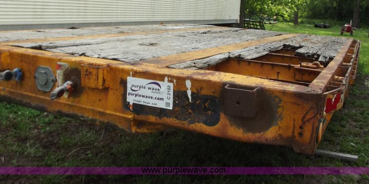 image for item C2102 1979 Transcraft 44' flatbed trailer