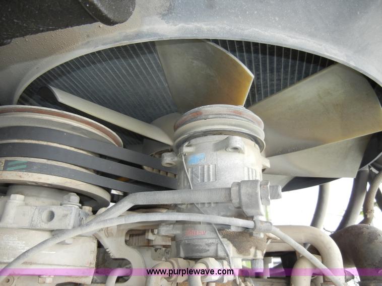 image for item C4283 1988 Freightliner FLD112-64T semi truck