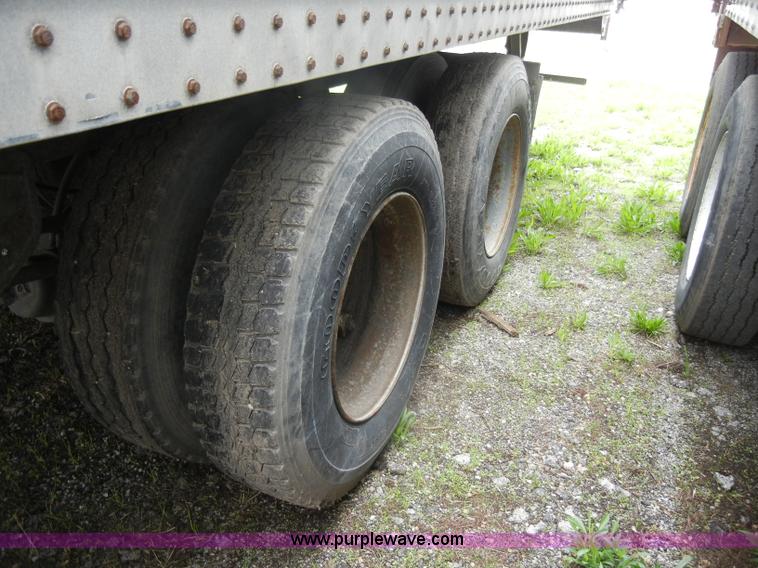 image for item C4304 1989 Monon 53' dry van trailer