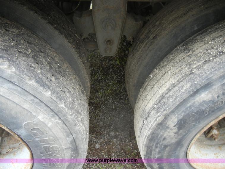 image for item C4304 1989 Monon 53' dry van trailer