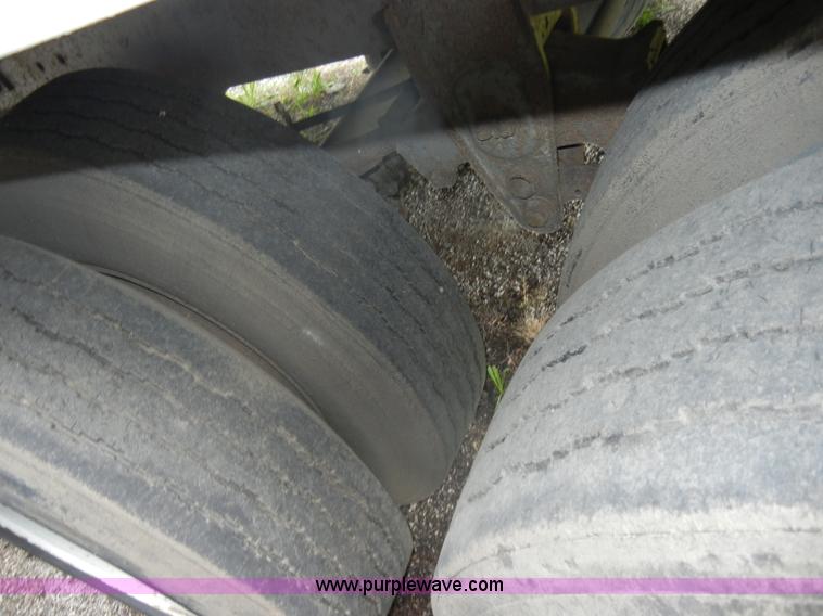 image for item C4305 1989 Trailmobile 48' dry van trailer