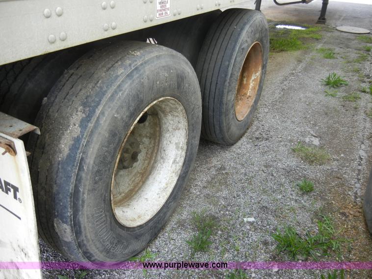 image for item C4308 1996 Fruehauf 48' dry van trailer