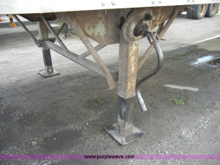 image for item C4309 1996 Trailmobile 48' dry van trailer