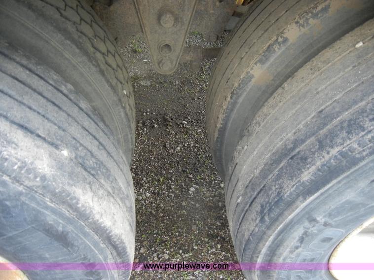 image for item C4309 1996 Trailmobile 48' dry van trailer