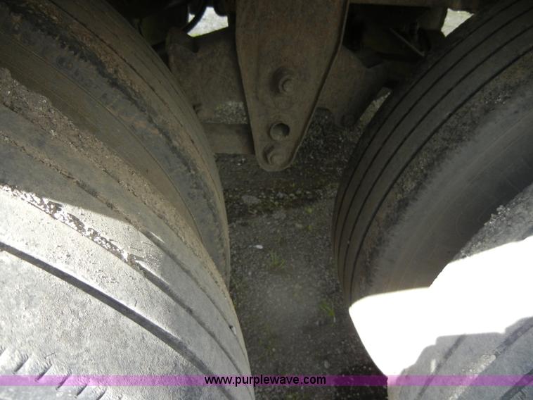 image for item C4309 1996 Trailmobile 48' dry van trailer