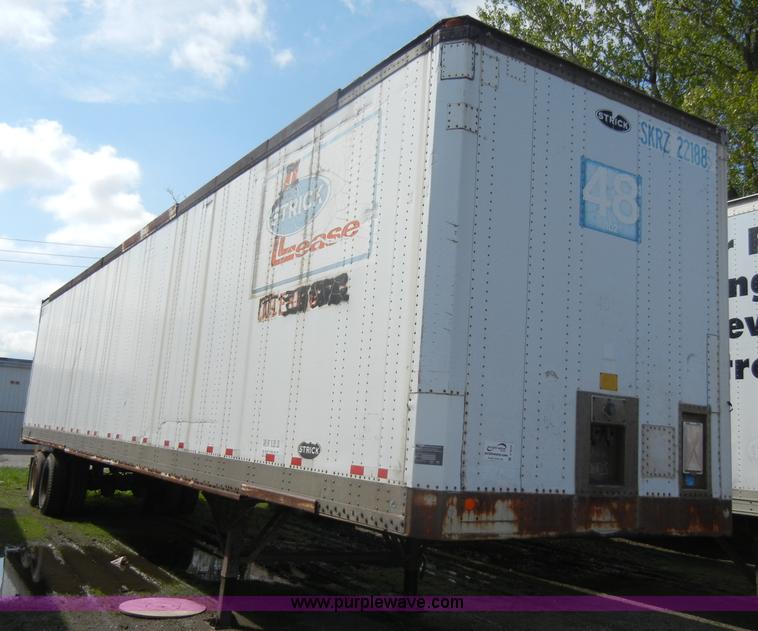 image for item C4310 1988 Strick 48' dry van trailer