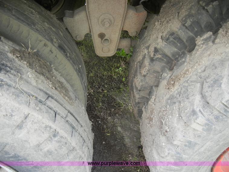 image for item C4310 1988 Strick 48' dry van trailer