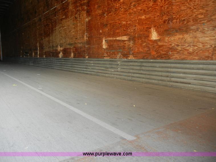 image for item C4310 1988 Strick 48' dry van trailer