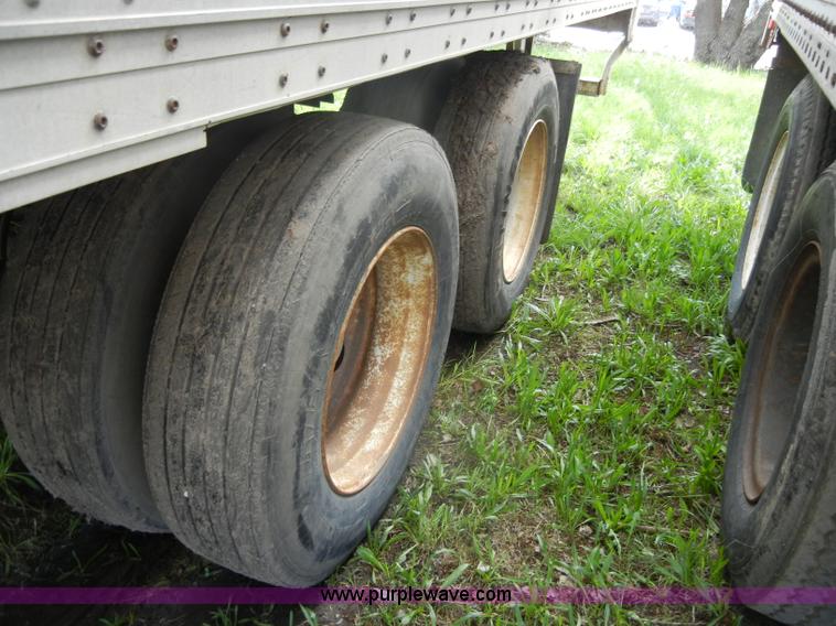 image for item C4312 1996 Wabash 48' dry van trailer