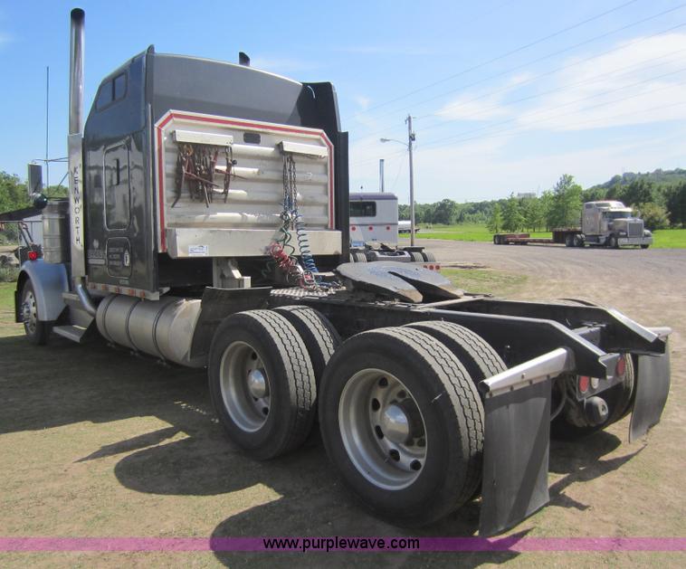 image for item C5460 1998 Kenworth W900L semi truck