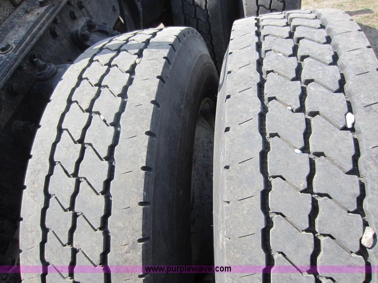 image for item C5460 1998 Kenworth W900L semi truck