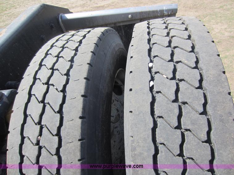 image for item C5460 1998 Kenworth W900L semi truck