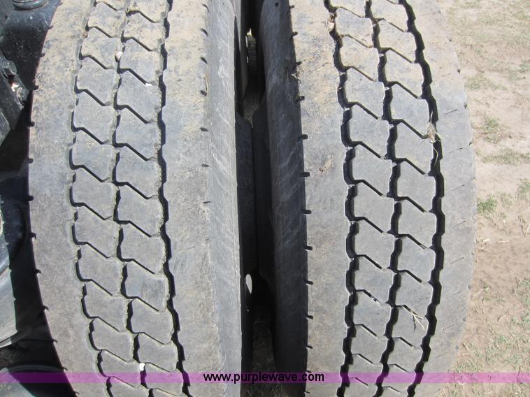 image for item C5460 1998 Kenworth W900L semi truck