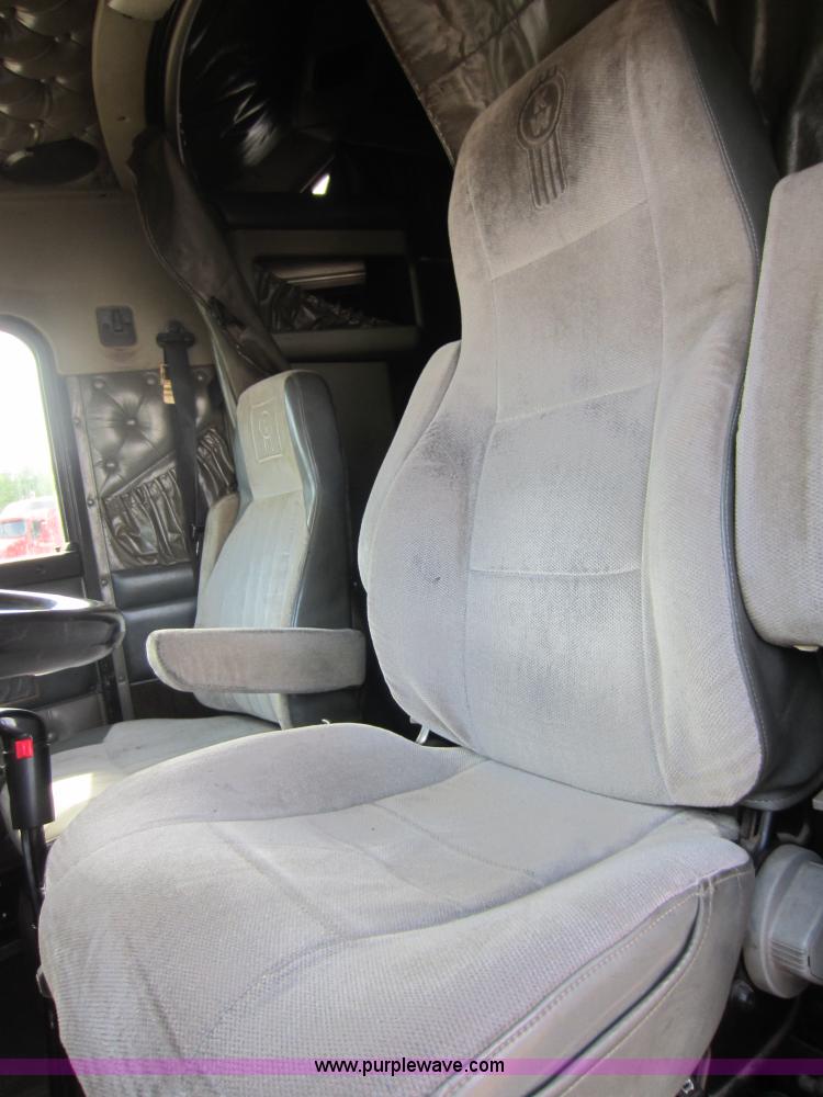 image for item C5460 1998 Kenworth W900L semi truck