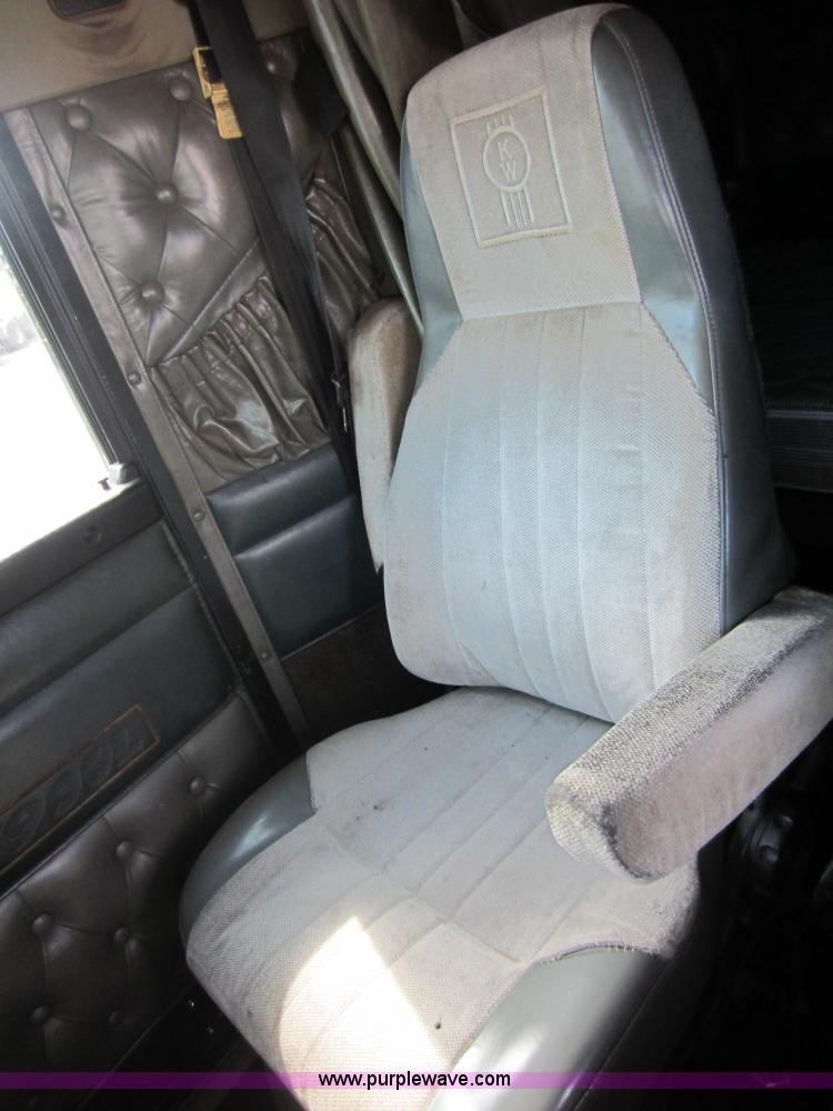 image for item C5460 1998 Kenworth W900L semi truck