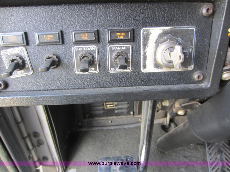 image for item C5460 1998 Kenworth W900L semi truck