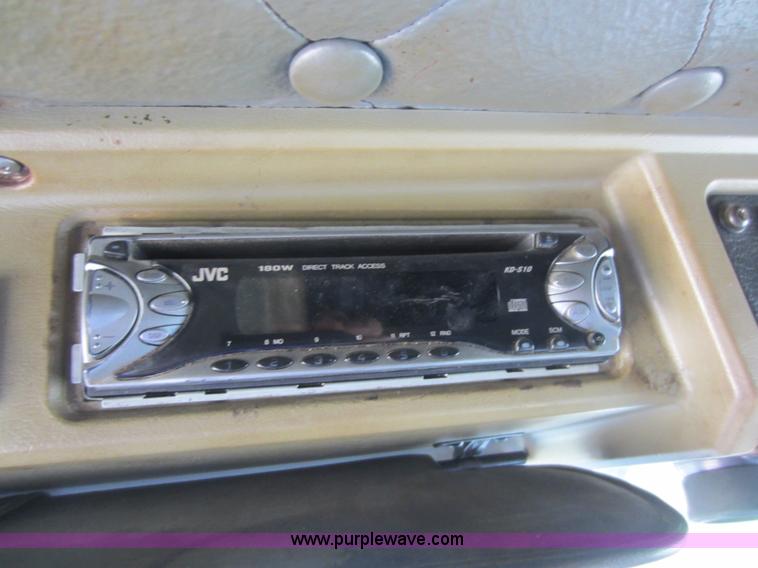 image for item C5460 1998 Kenworth W900L semi truck