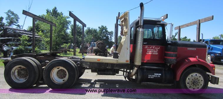 image for item C5497 1971 Kenworth W928 semi truck