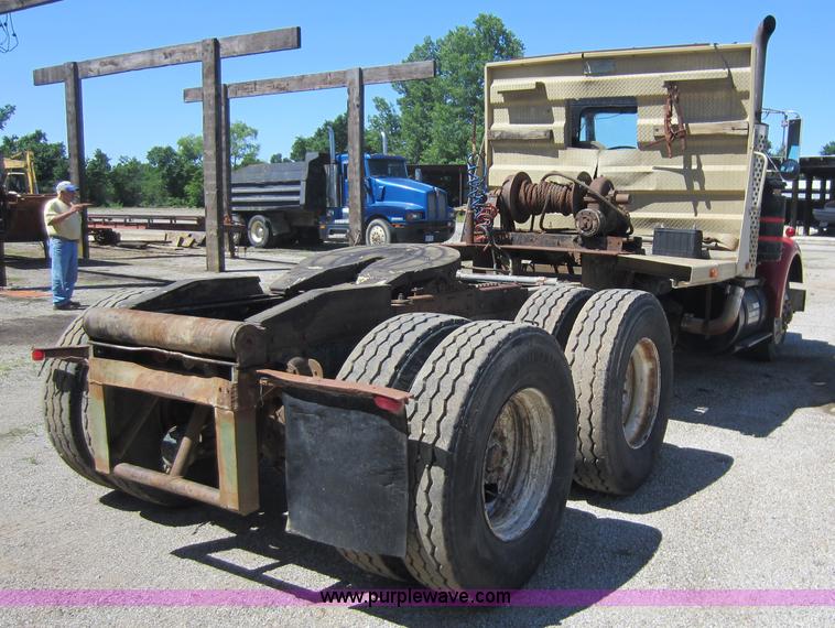 image for item C5497 1971 Kenworth W928 semi truck