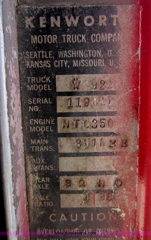 image for item C5497 1971 Kenworth W928 semi truck