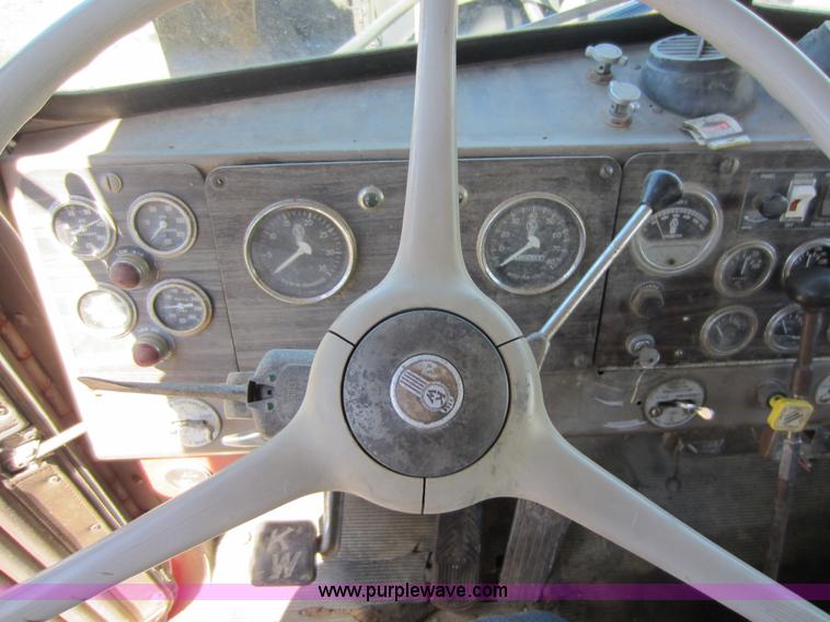 image for item C5497 1971 Kenworth W928 semi truck