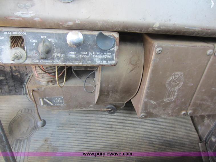 image for item C5497 1971 Kenworth W928 semi truck