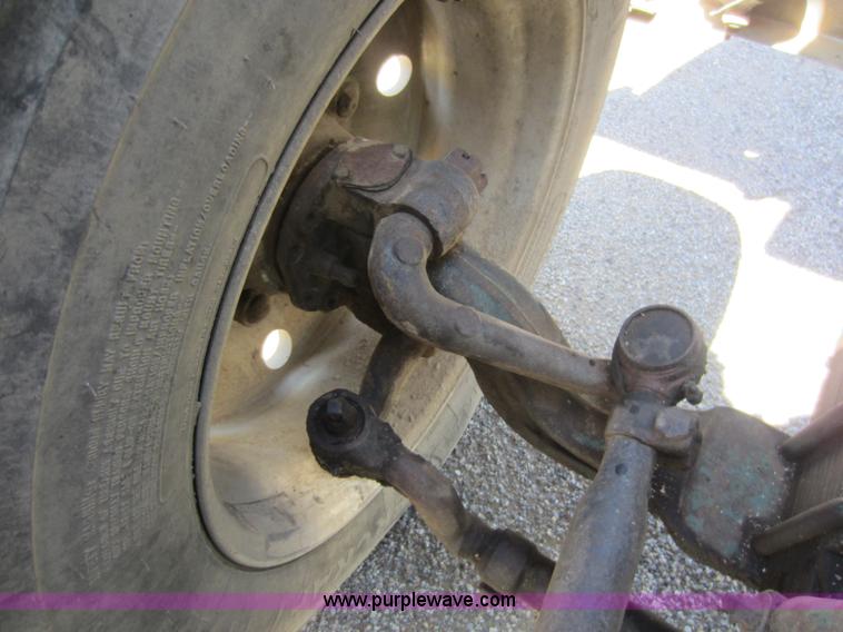 image for item C5497 1971 Kenworth W928 semi truck