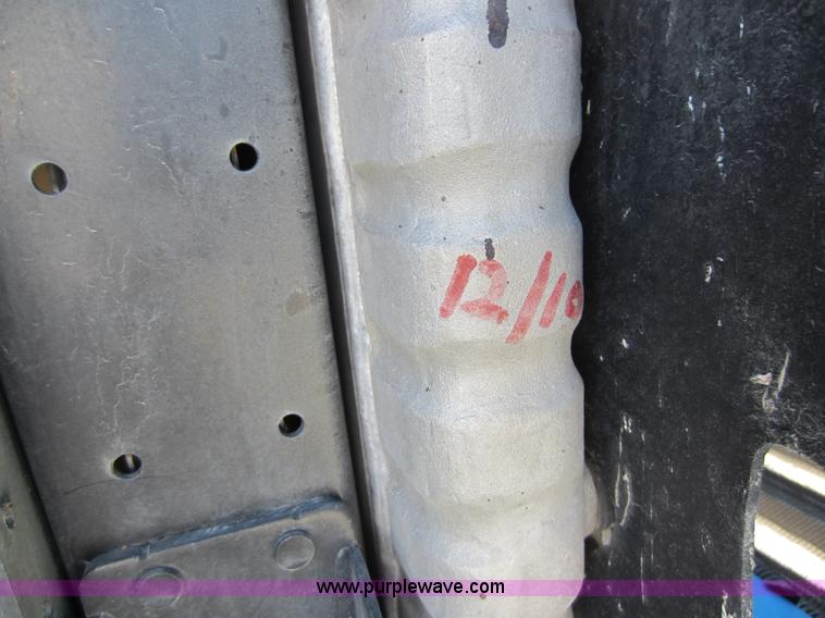 image for item D5501 2006 Mack CXN613 semi truck