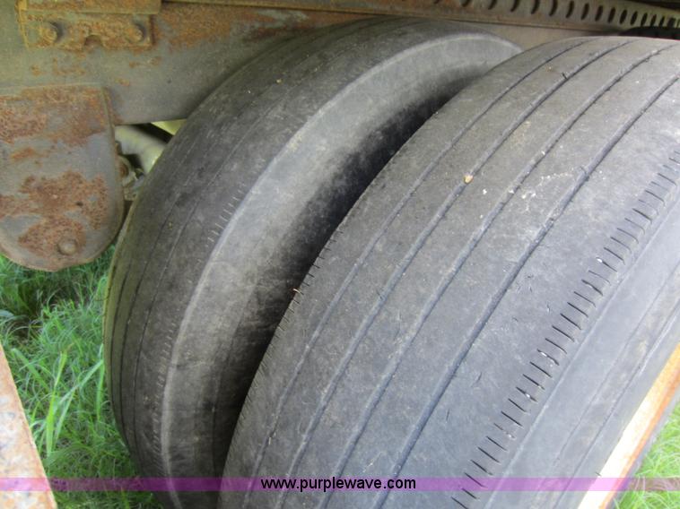 image for item D5505 1996 Dorsey 48' dry van trailer