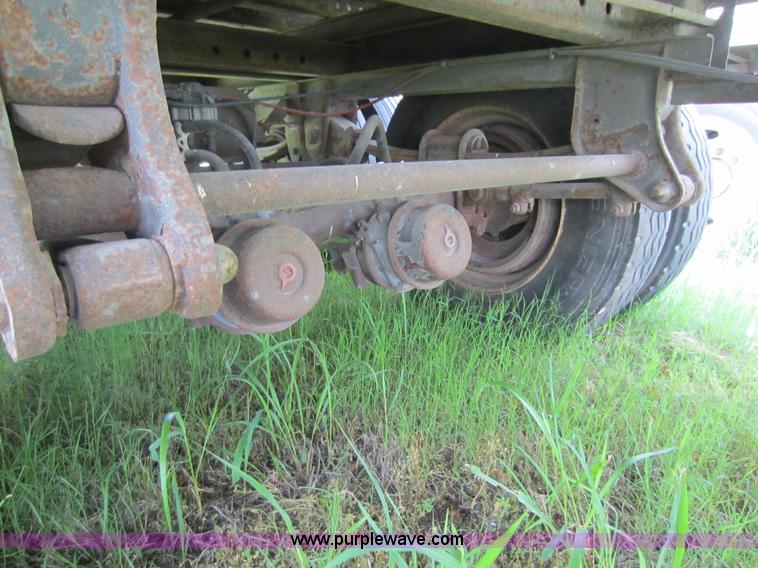 image for item D5505 1996 Dorsey 48' dry van trailer