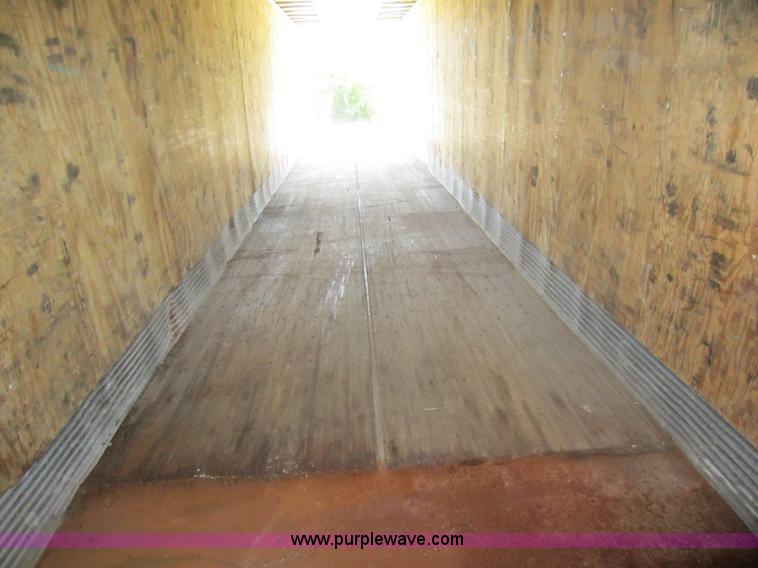 image for item D5507 1984 Lufkin 48' dry van trailer