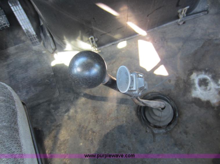 image for item D5511 1985 Volvo White WCM semi truck