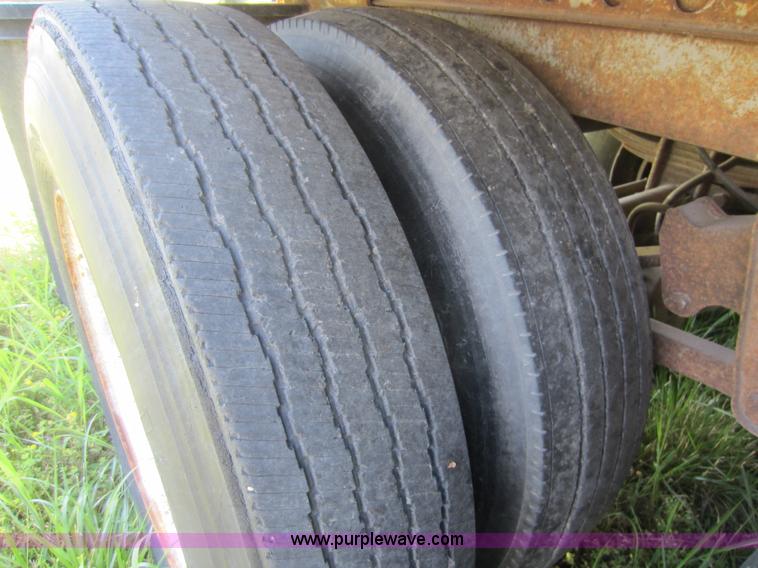 image for item D5513 1978 Dorsey 42' dry van trailer